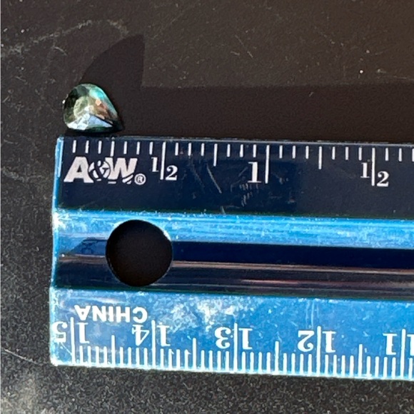 0.96 Carats Natural Sapphire Fine Grade - Picture 5 of 17